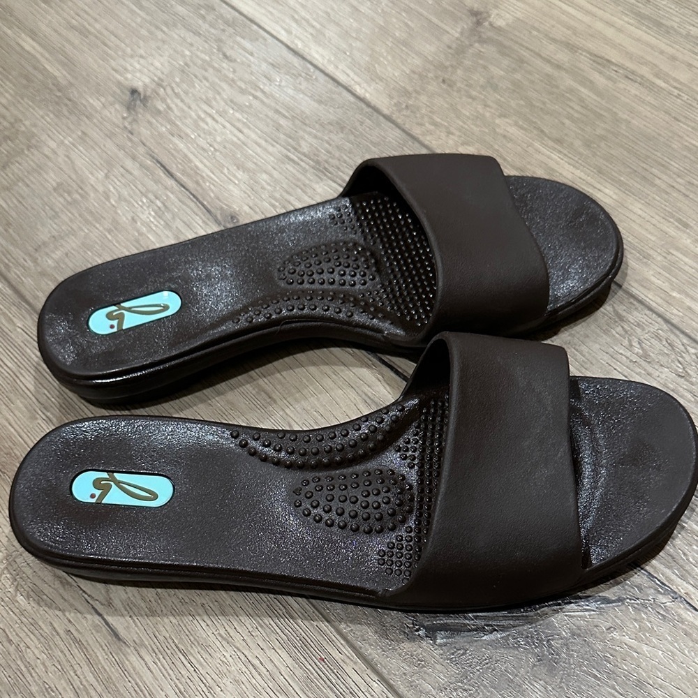 Oka-B Grace slide Brown Slide Sandals size medium 6.5-7.5 - Picture 4 of 6
